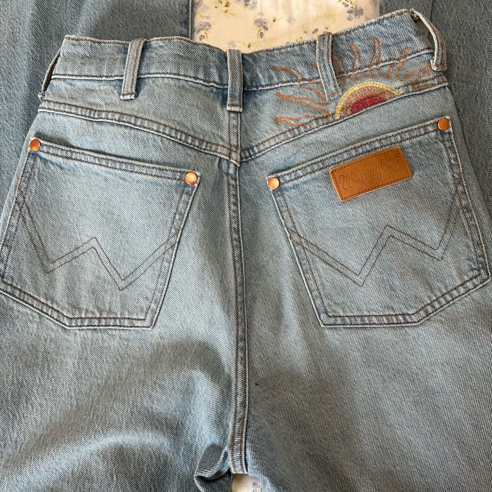 Wrangler Westward Embroidered Sun jeans